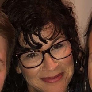 Meet your Posher, Carla